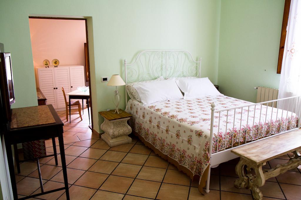 B&B Il Ramaiolo Santa Maria a Monte Rom bilde